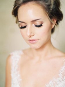 Gør-det-selv brudemakeup